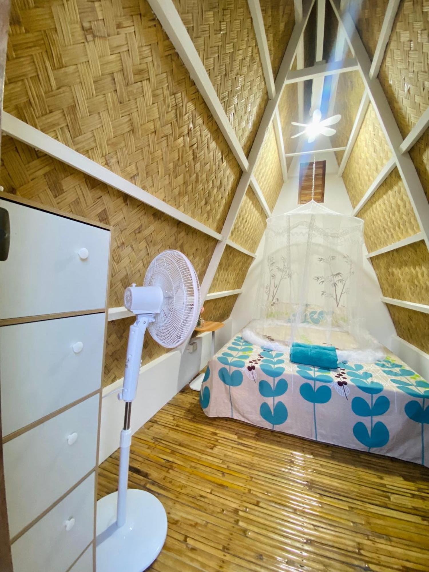 Happy Monkey Hostel El Nido Exteriér fotografie